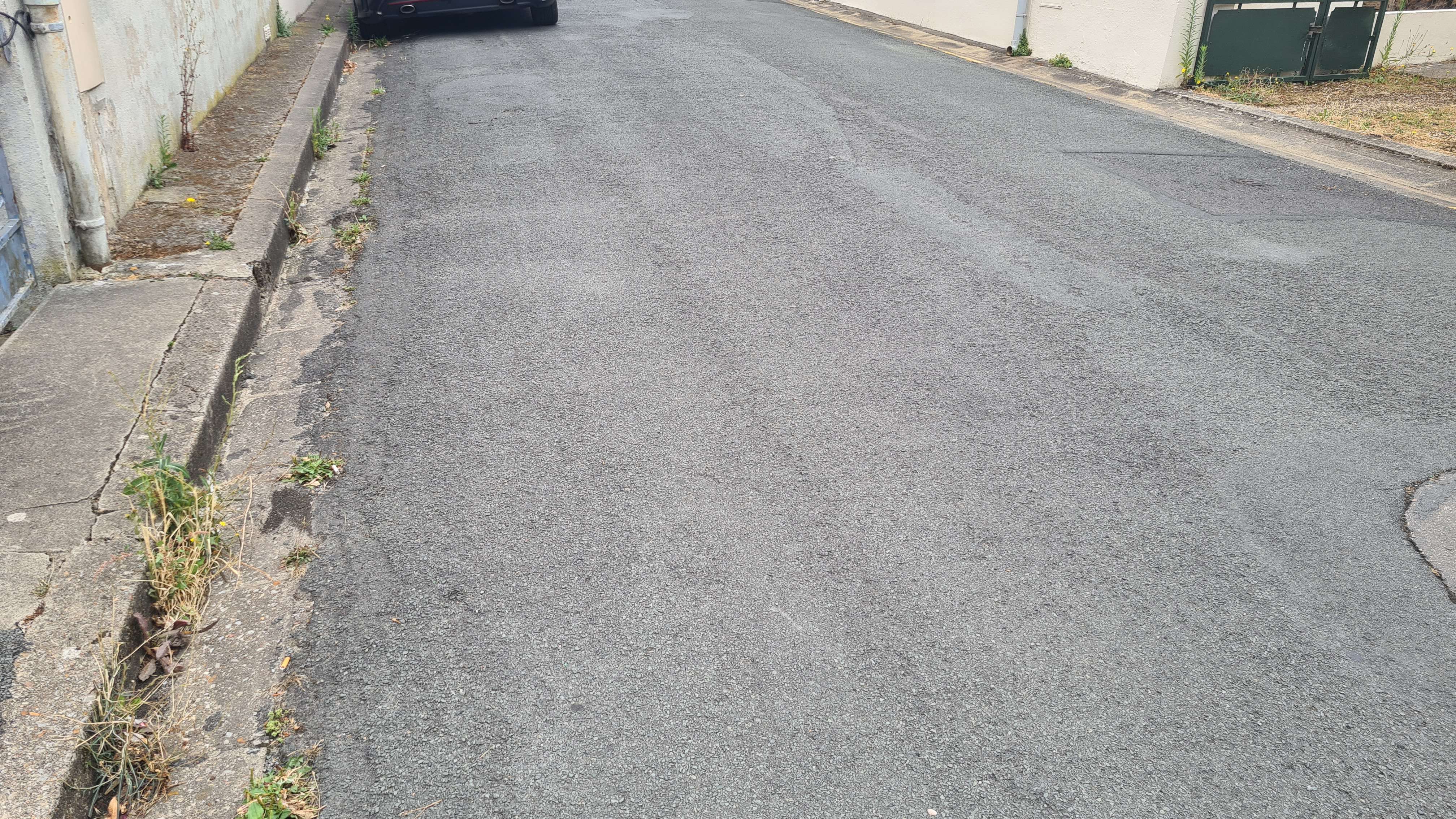 Absence de trottoir